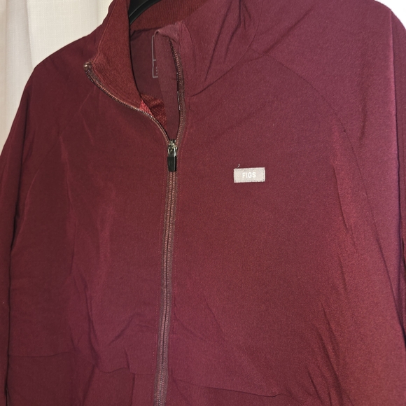 FIGS Sydney Scrub Jacket Maroon Women’s L Technical Collection - Picture 6 of 16